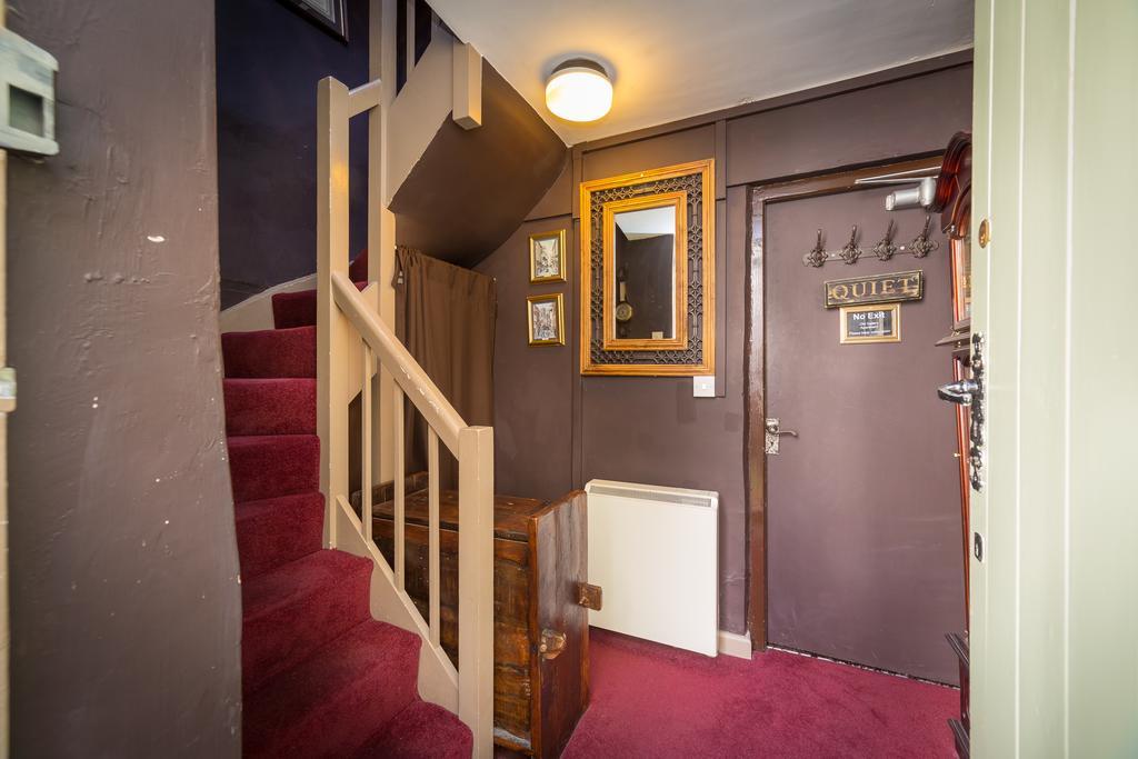 Trembling Madness Apartments York Exterior foto